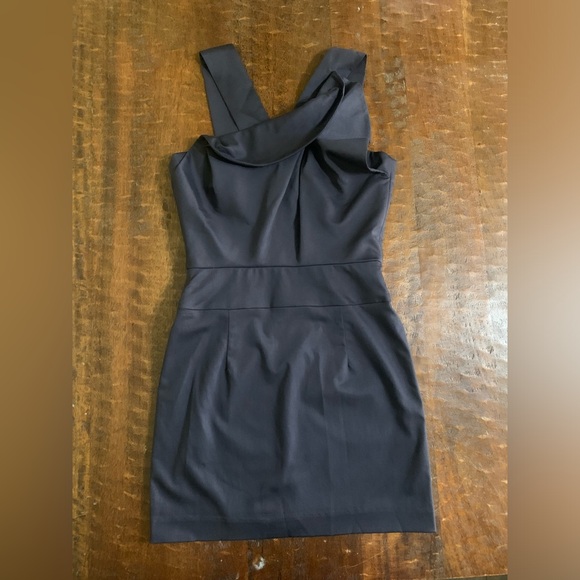 NWT Black Halo Size 6 Dark Gray Sleeveless Mini Dress - Picture 11 of 11